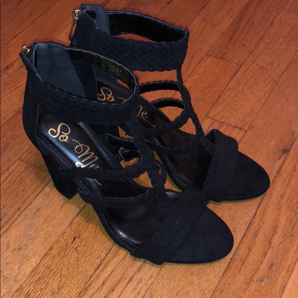 Size 8.5 black open toe heels with zipper back